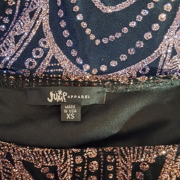 NWT JUMP SHORT SLEEVE BODY CON DRESS - Picture 5 of 10